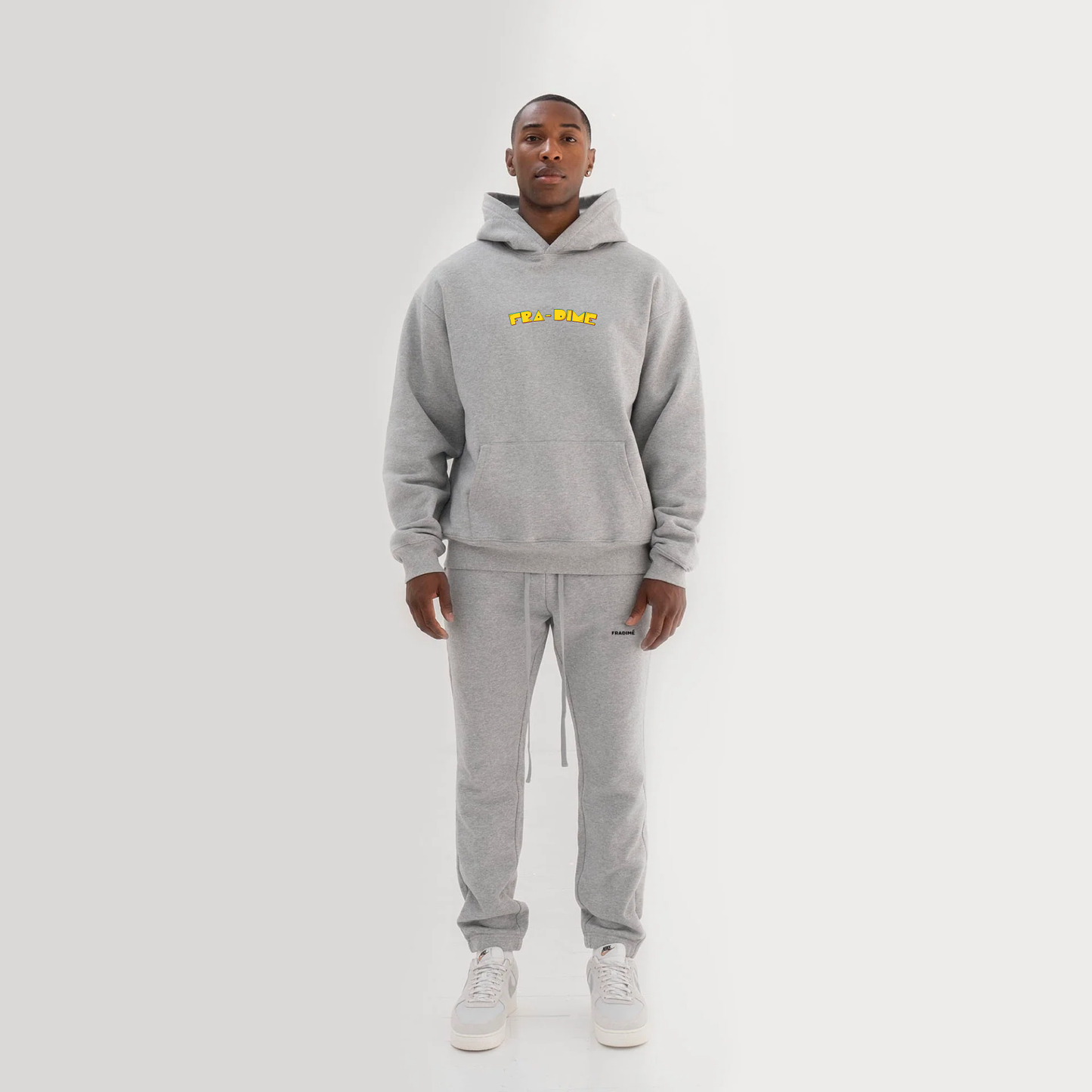 Model size##This Model is 183cm/6ft tall, 40 inches chest,33 waist and wearing size Medium