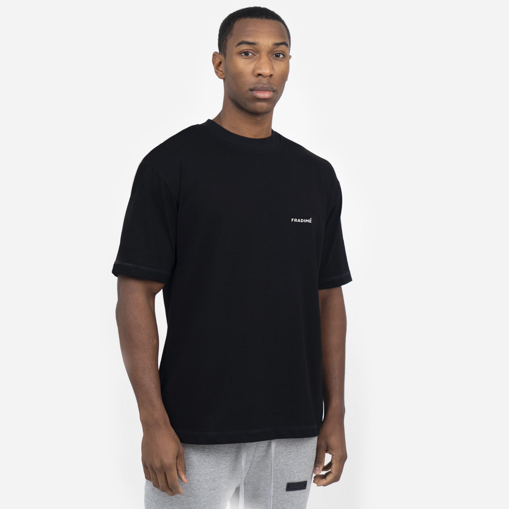 Model size##This Model is 183cm/6ft tall, 40 inches chest,33 waist and wearing size Medium