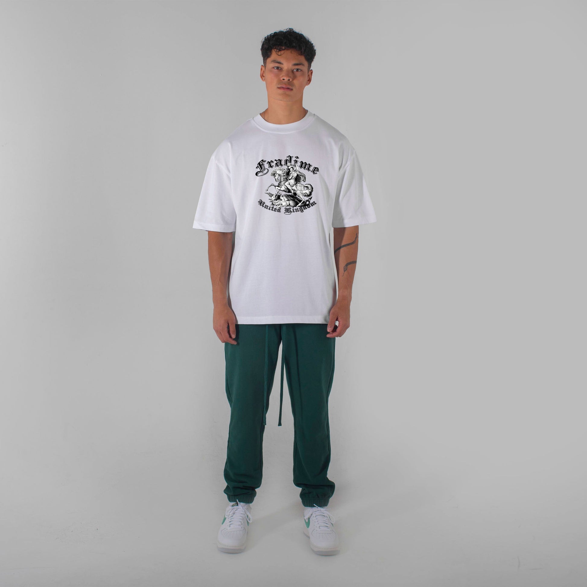 Model size##This Model is 183cm/6ft tall, 40 inches chest 32 waist and wearing size Medium