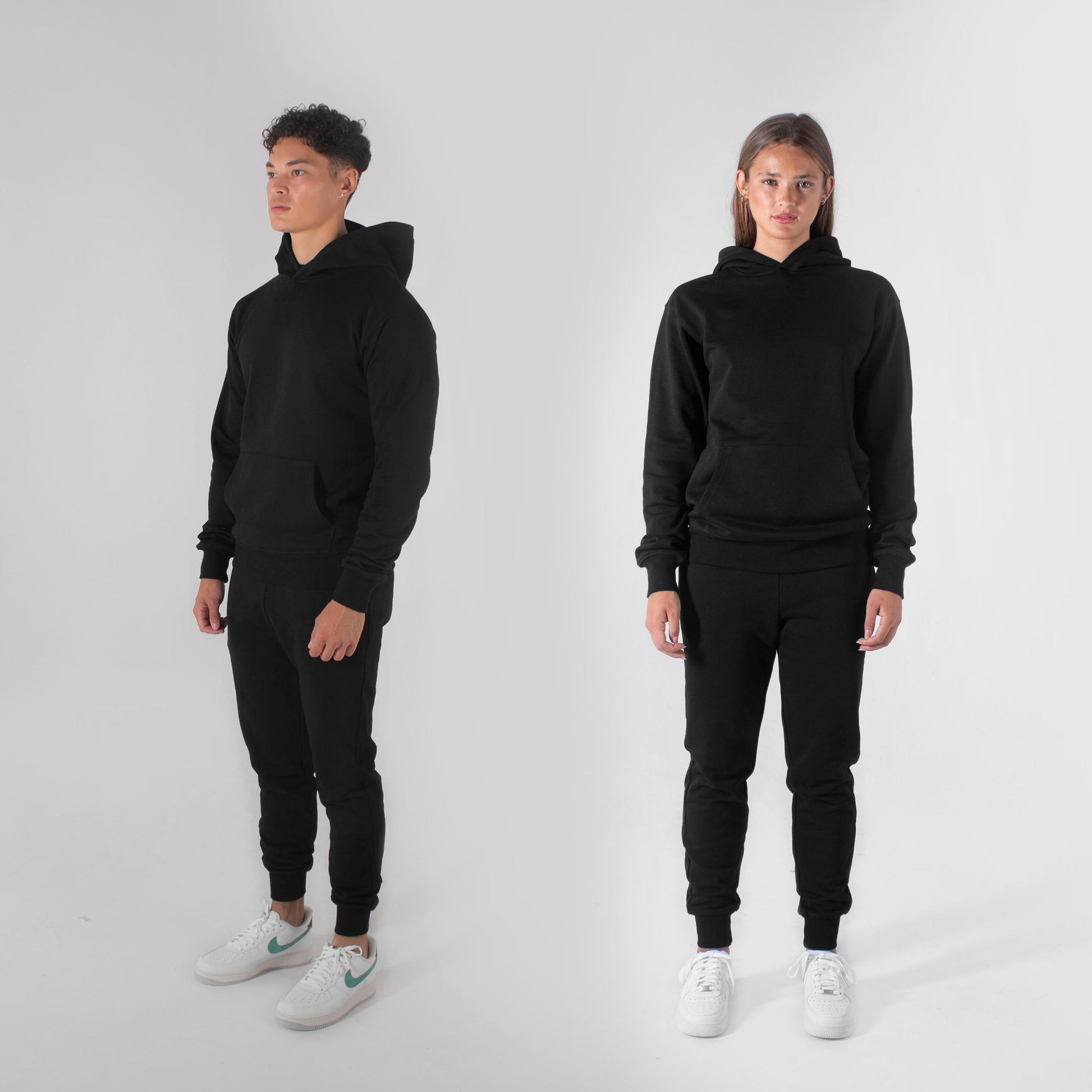 Model size##The Male model is 183cm/6ft tall, 40 inches chest,33 waist and wearing size Medium