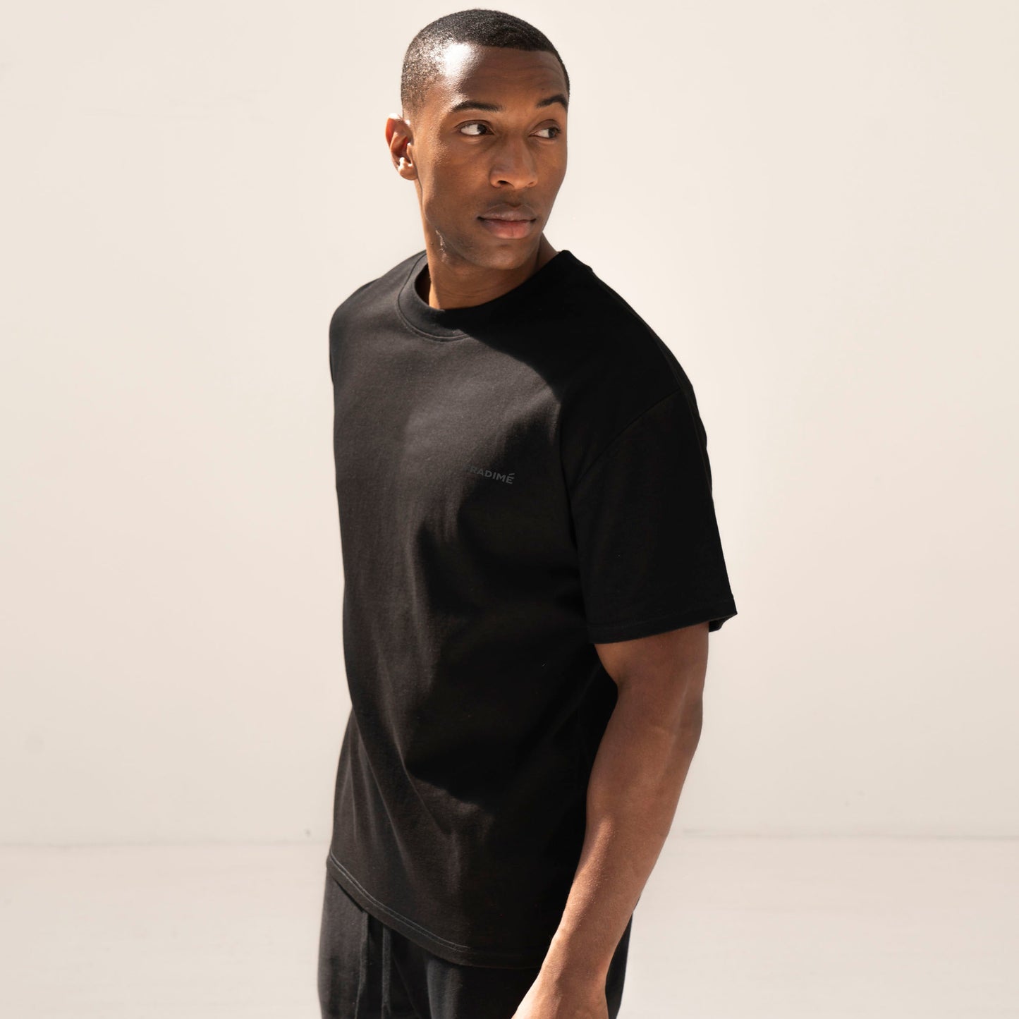 Model size##This Model is 178cm/5.8ft tall, 39 inches chest and wearing size Medium